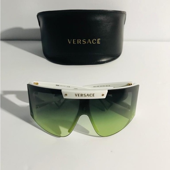 New Versace Clear Shield Ladies Sunglasses VE4393 401/1W 46 - Picture 15 of 16